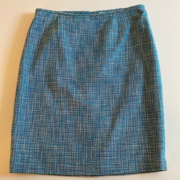 Calvin Klein Dresses & Skirts - Calvin Klein skirt size 12